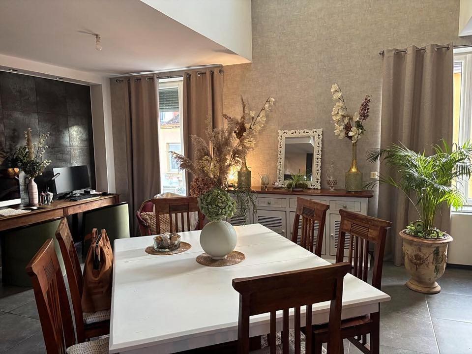 Superbe Appartement Au Coeur Du Jura Champagnole Exterior photo